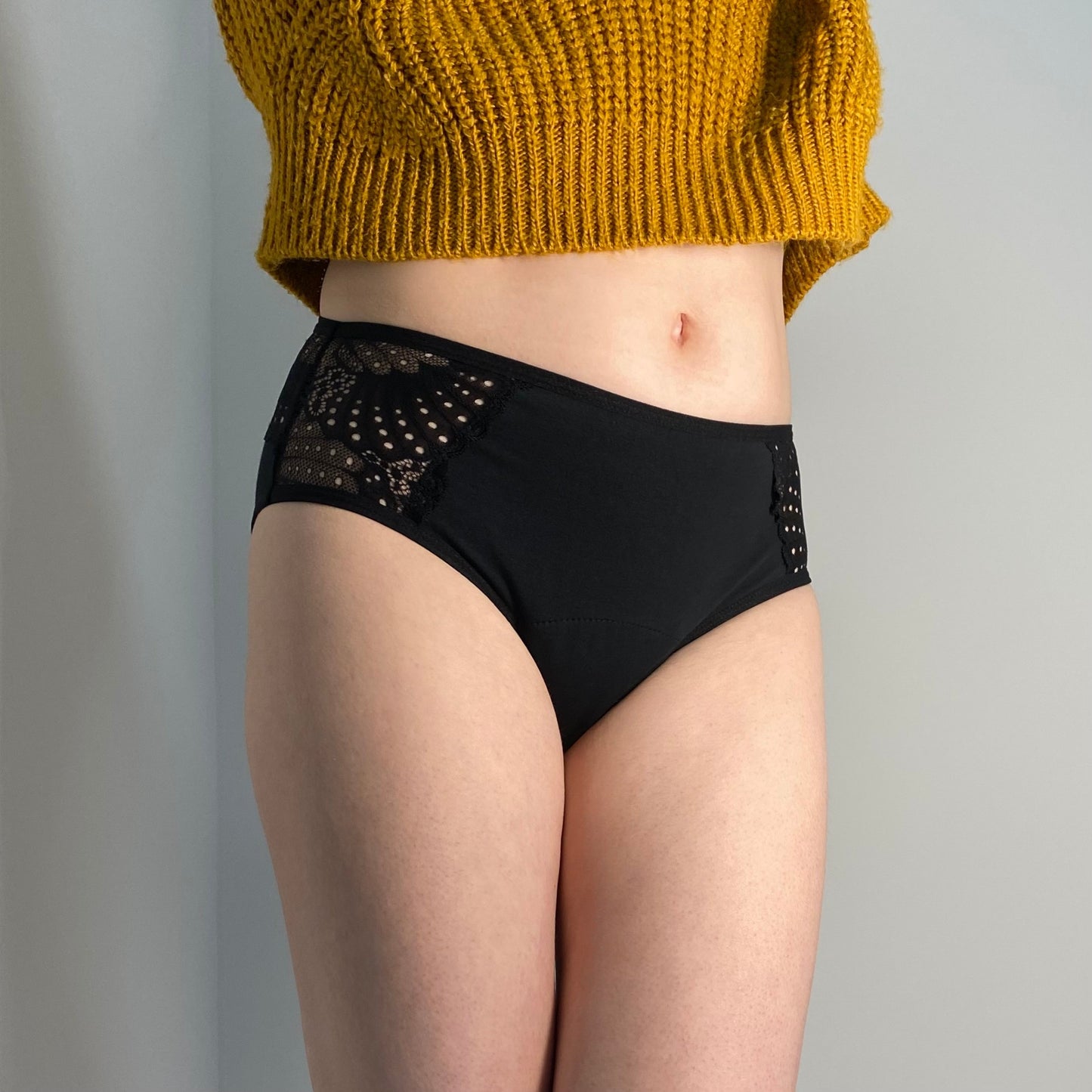 THE culotte menstruelle à dentelle